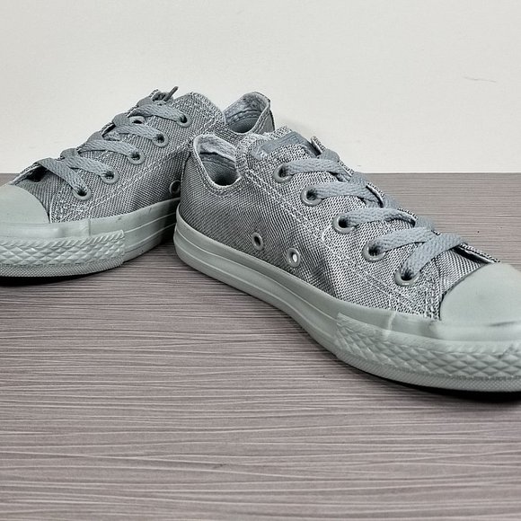 Converse Chuck Taylor All Star Mono Ox, Grey Canvas, Little Kid Size 13 / 31 - Picture 4 of 10